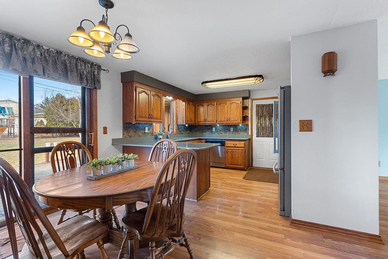 Outdated Kitchen Cabinets and Countertops