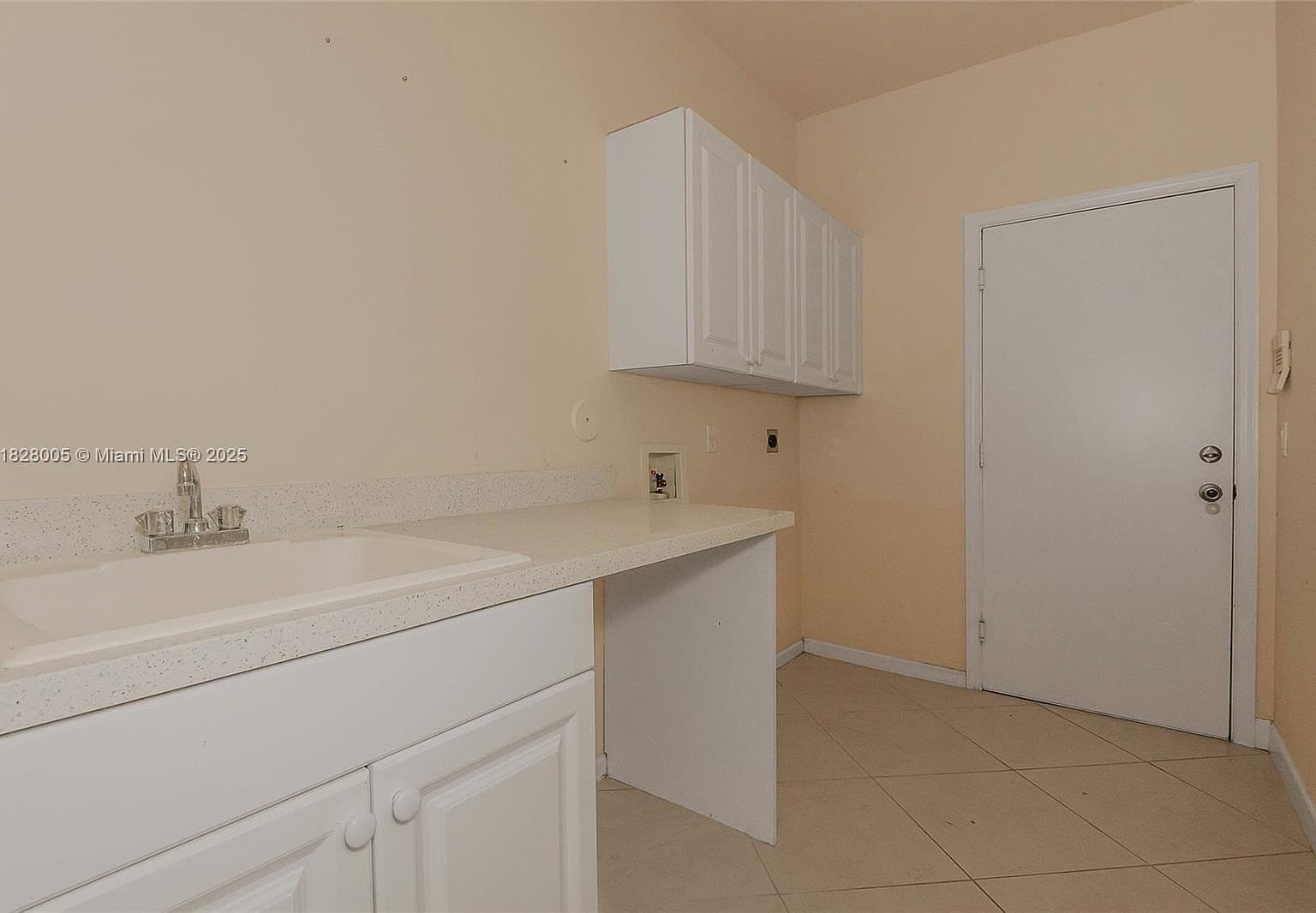 Basic Kitchen and Laundry