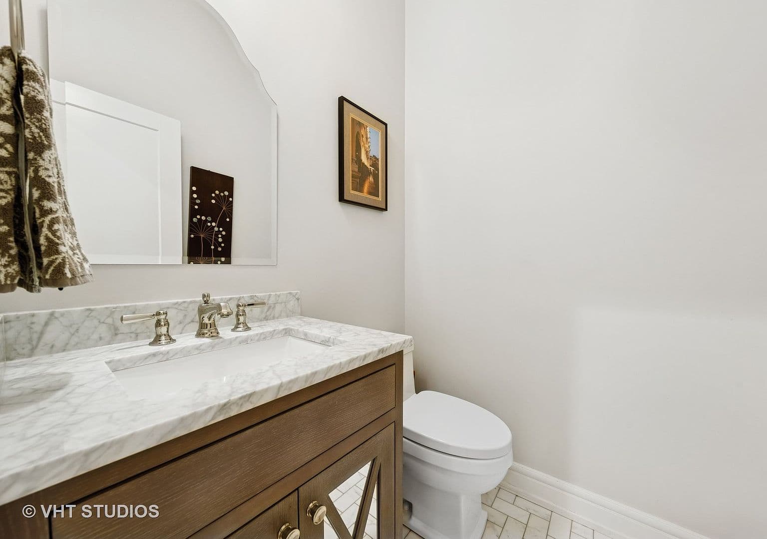Small Powder Room