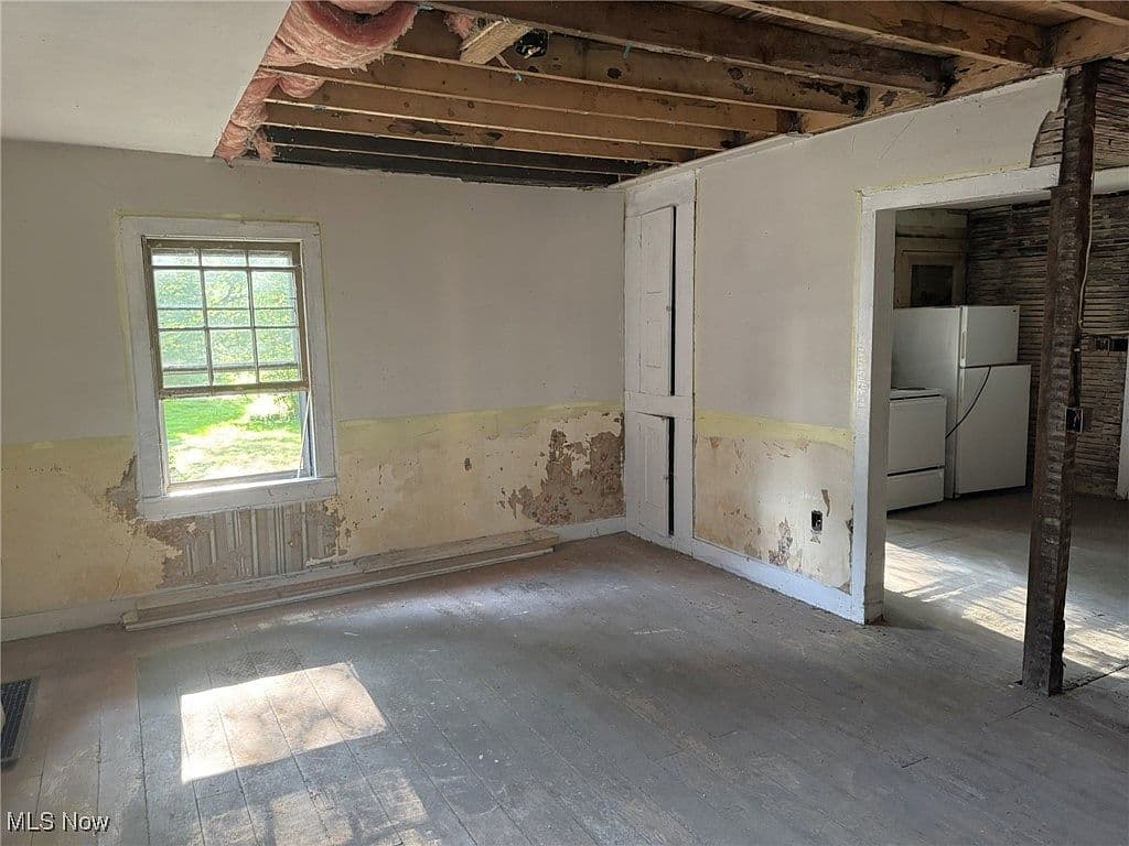 Exposed Ceiling Joists