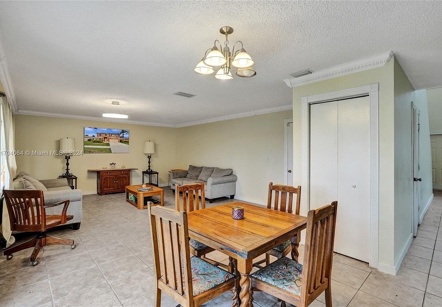 Outdated Lighting Fixtures