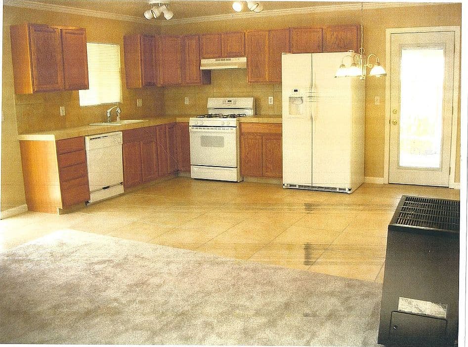 Outdated Kitchen Cabinets