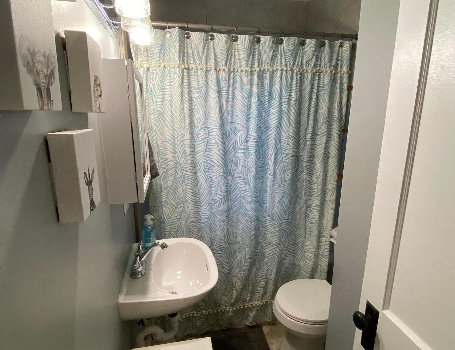 Outdated Bathroom