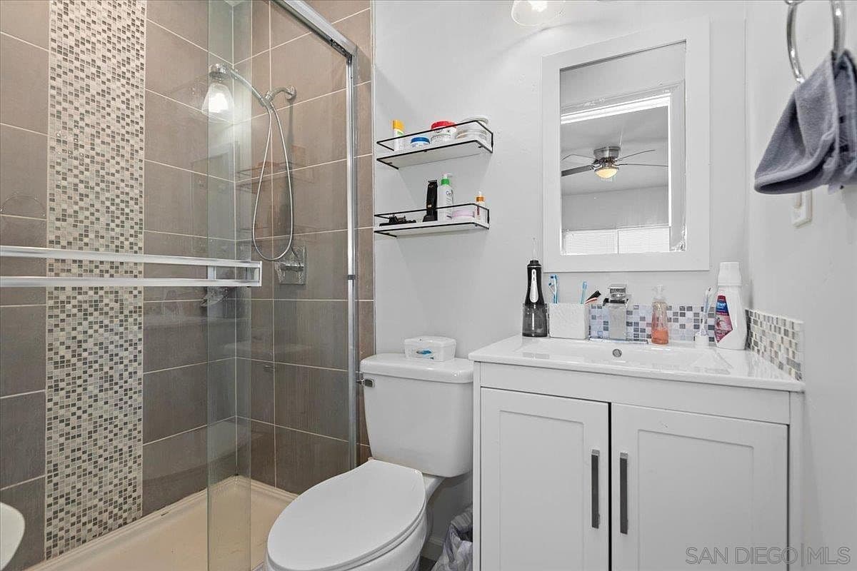 Basic Bathroom Fixtures