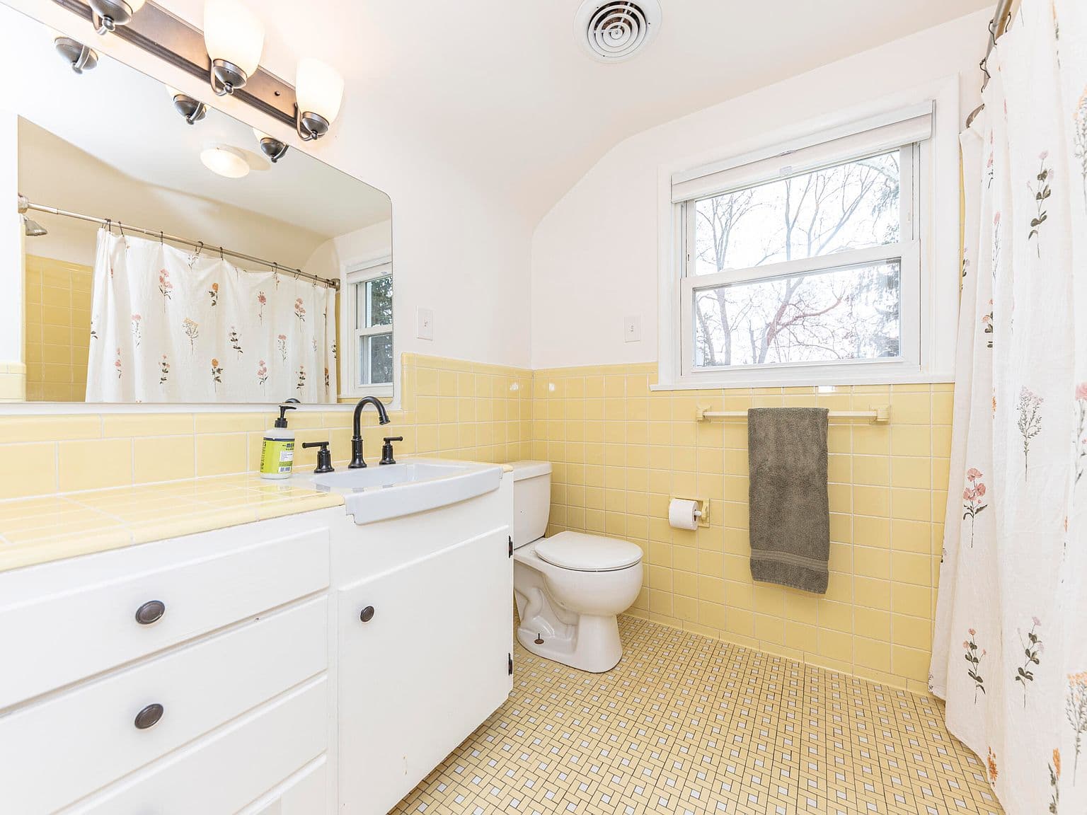 Yellow Bathroom Tile