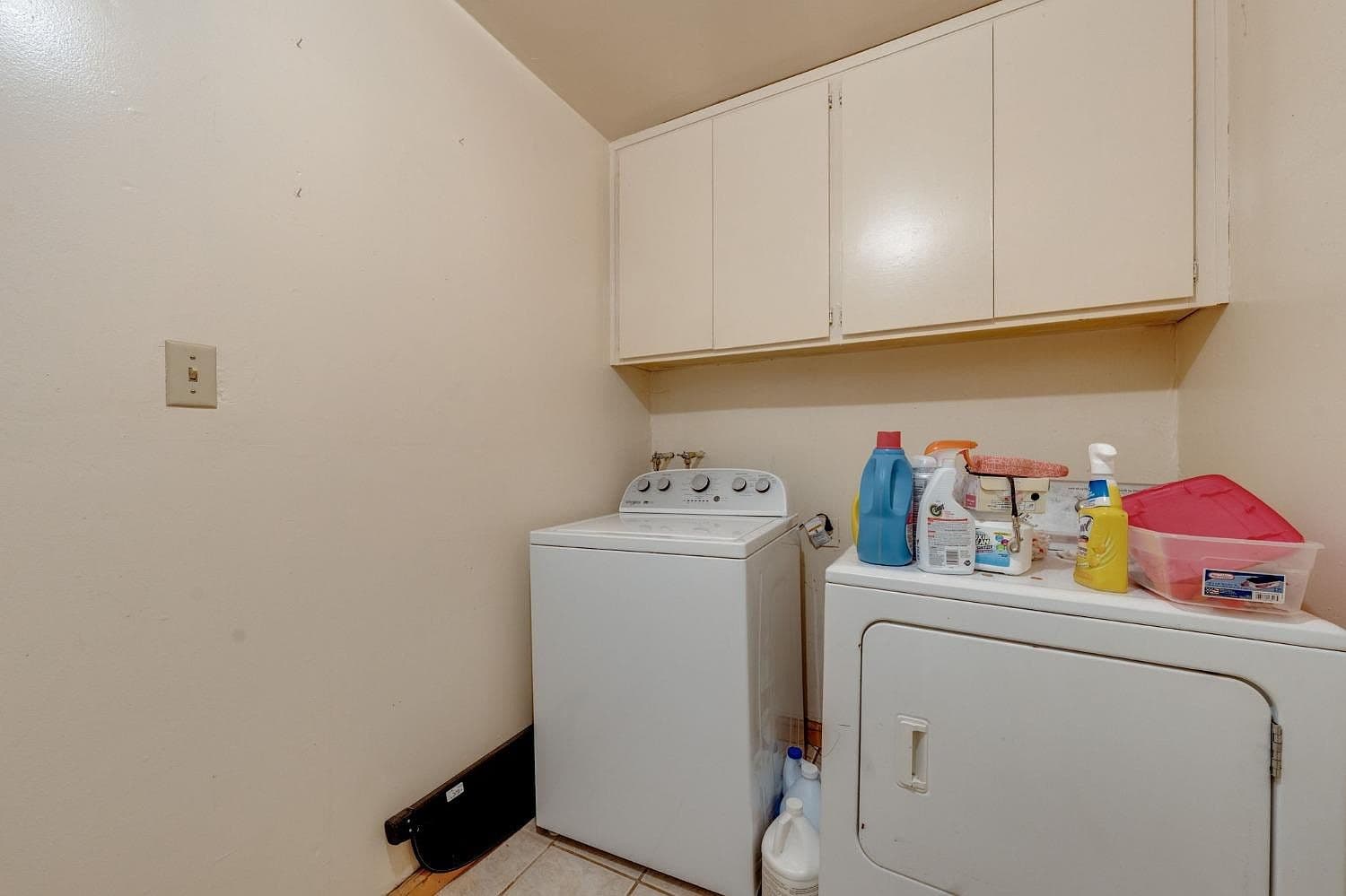 Basic Laundry Area