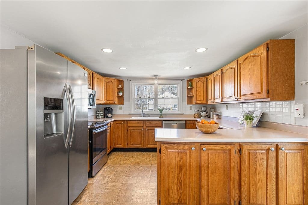 Outdated Kitchen Cabinets