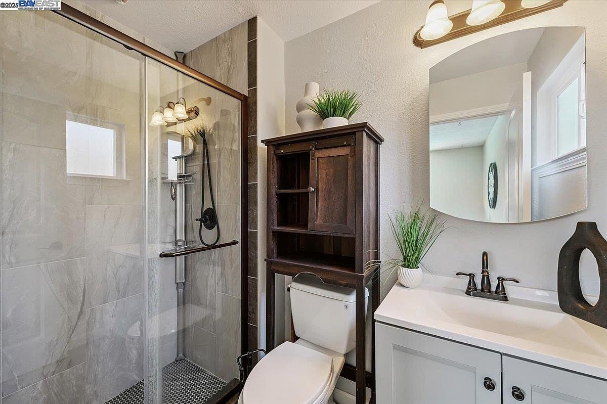 Dated Bathroom Finishes