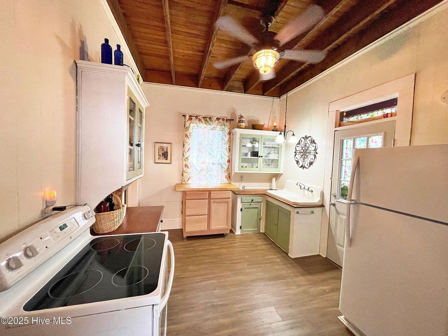 Outdated kitchen