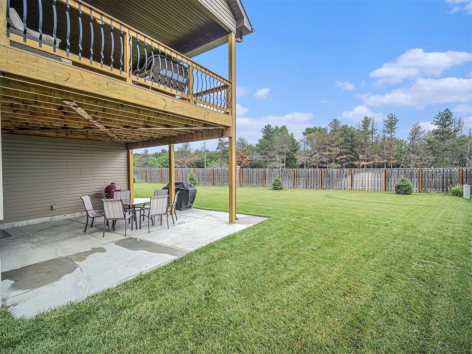 Concrete Patio Stain
