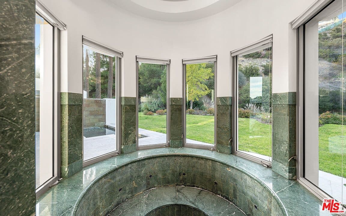 Green Marble Bathroom Finishes