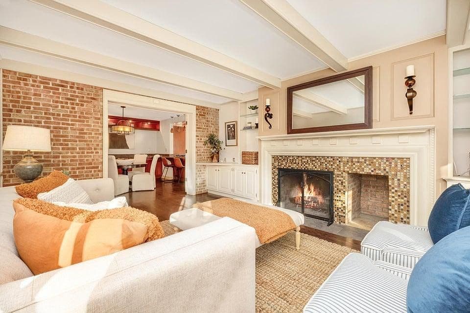 Bold Dining Room Color