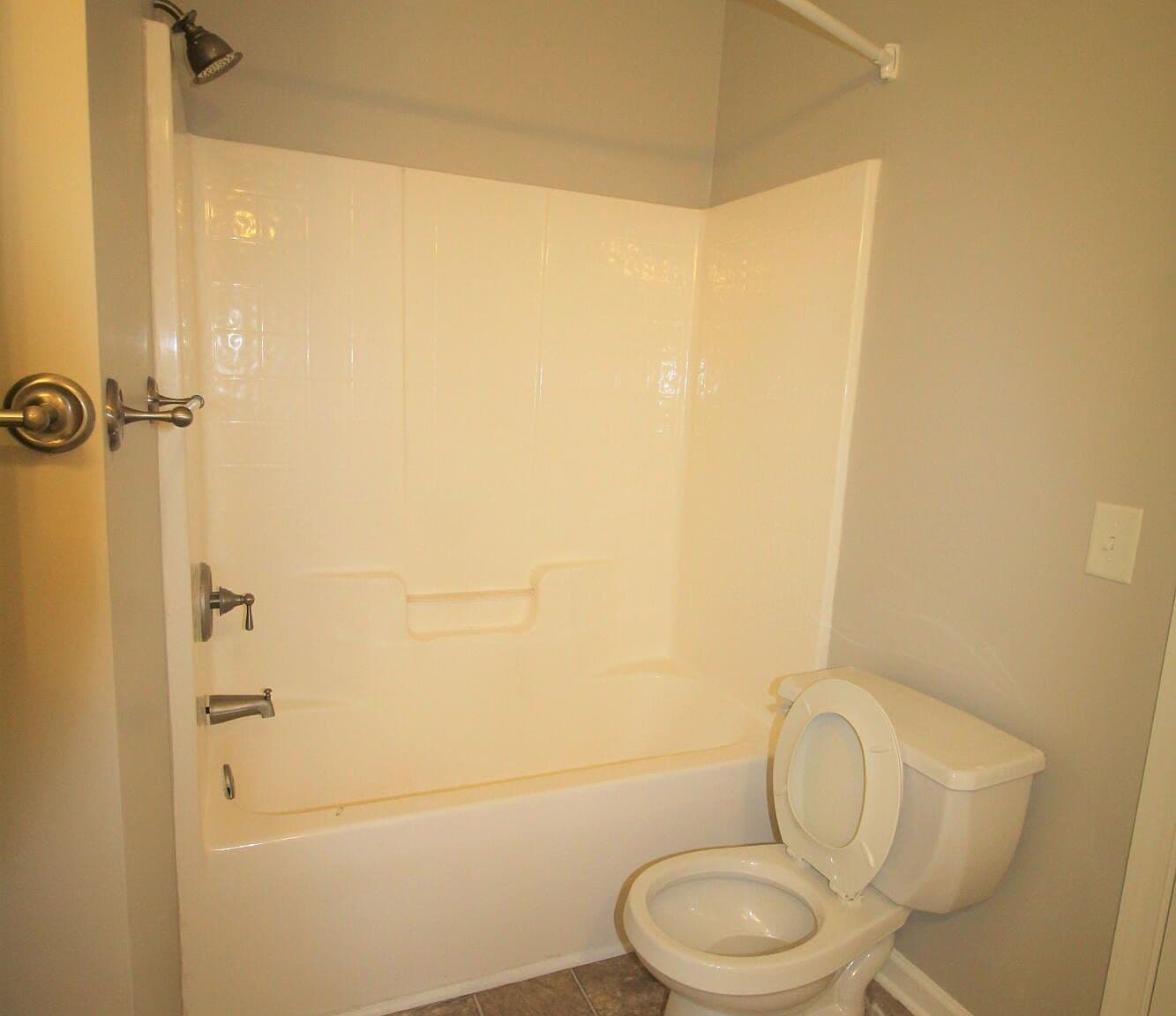 Basic Shower Surround