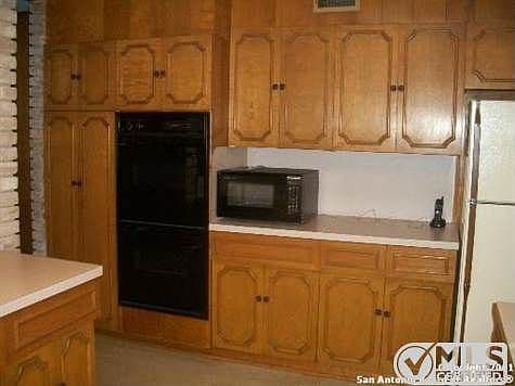 Outdated Kitchen Cabinets