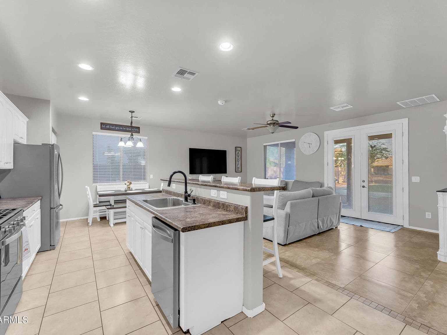 Outdated Kitchen Countertops