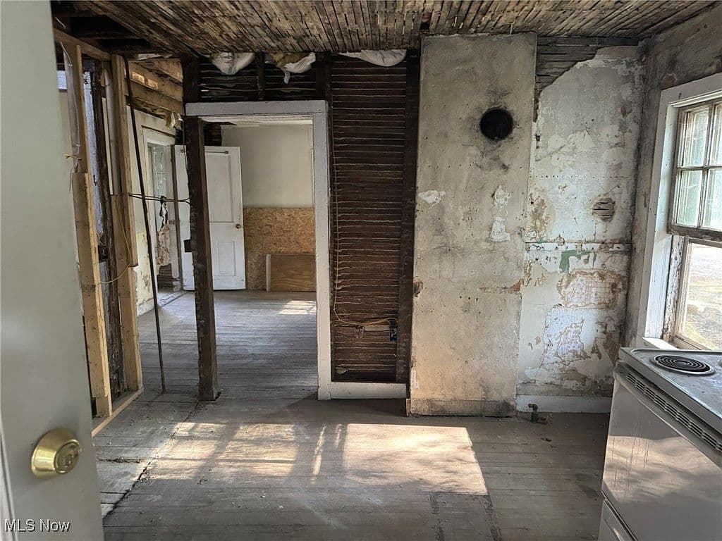 Outdated Kitchen Appliances