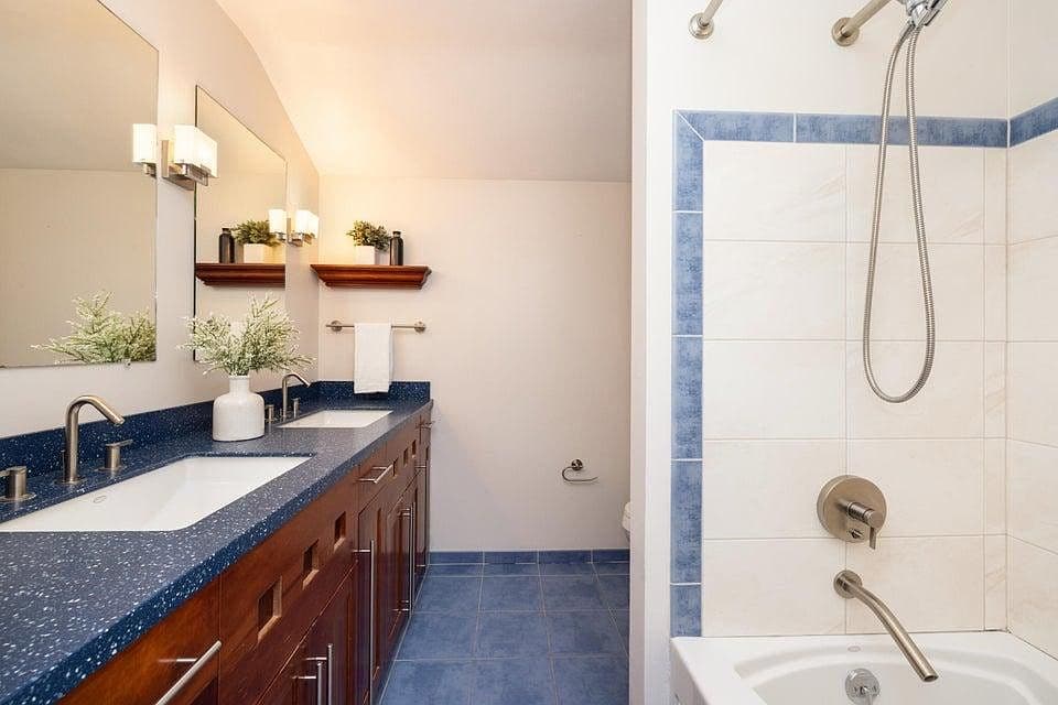 Outdated Bathroom Finishes