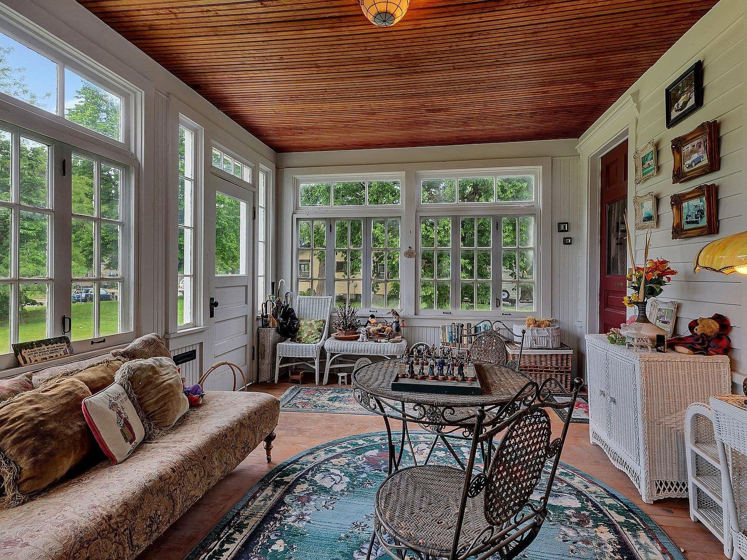 Sunroom Finishes