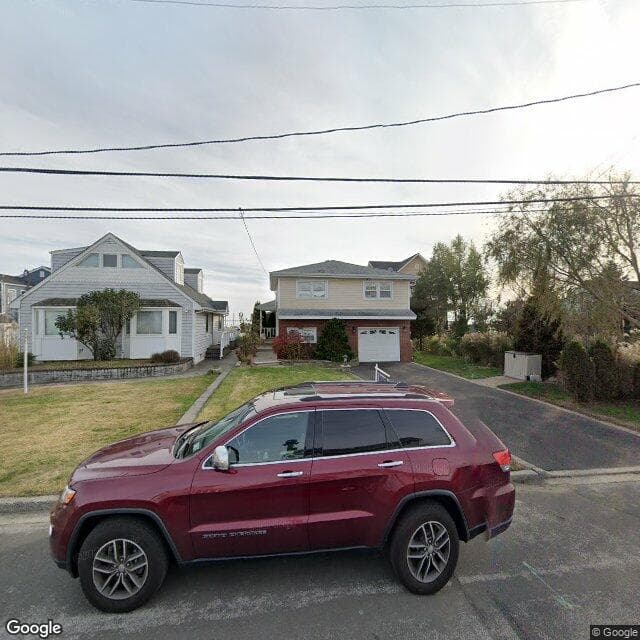 73 E Beach Promenade