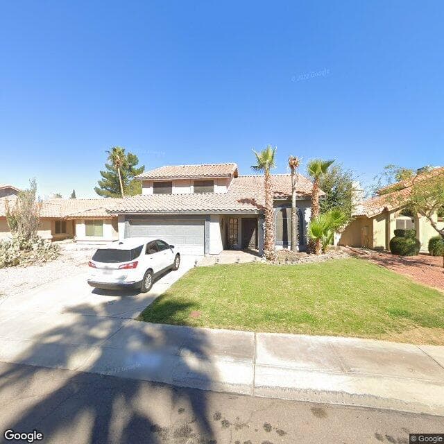 4302 E Amberwood Dr