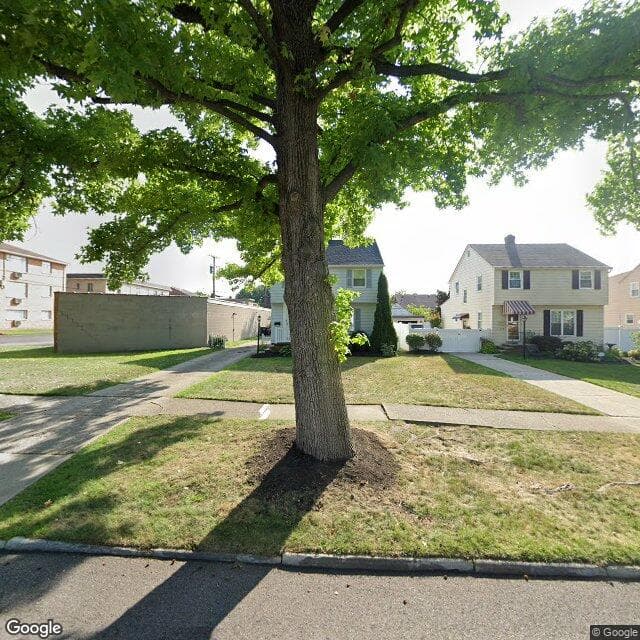 3342 W 155th St