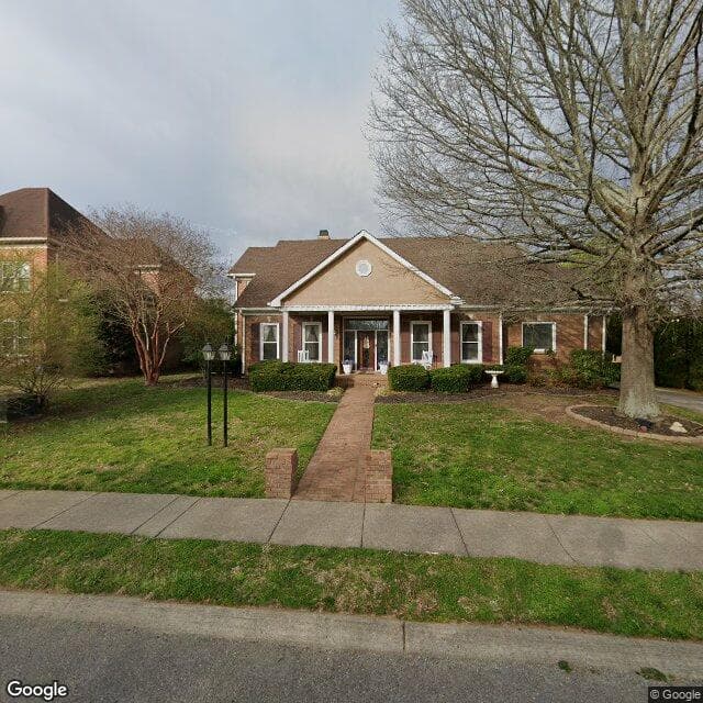 135 N Country Club Dr