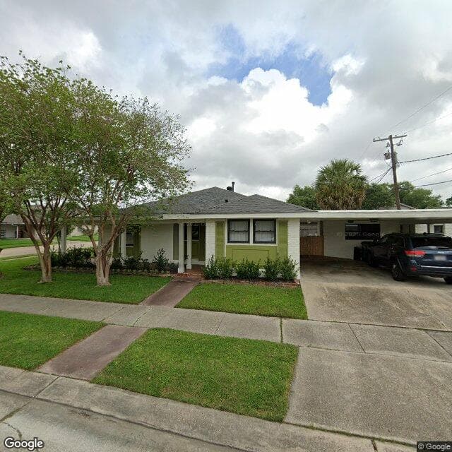 601 Andrews Ave