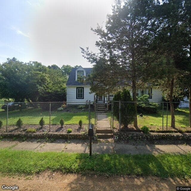 2026 Woodward Ave